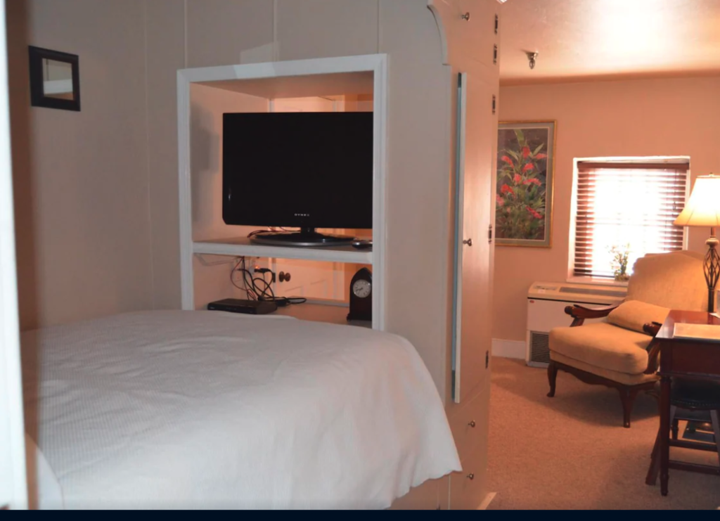 Haunted Porter's Room