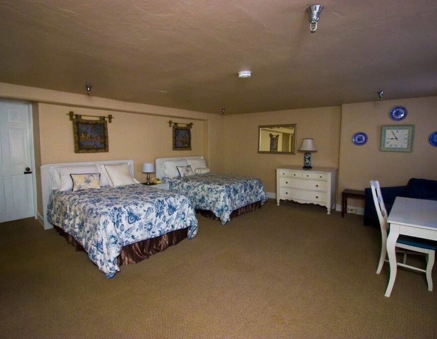 Sapphire Suite